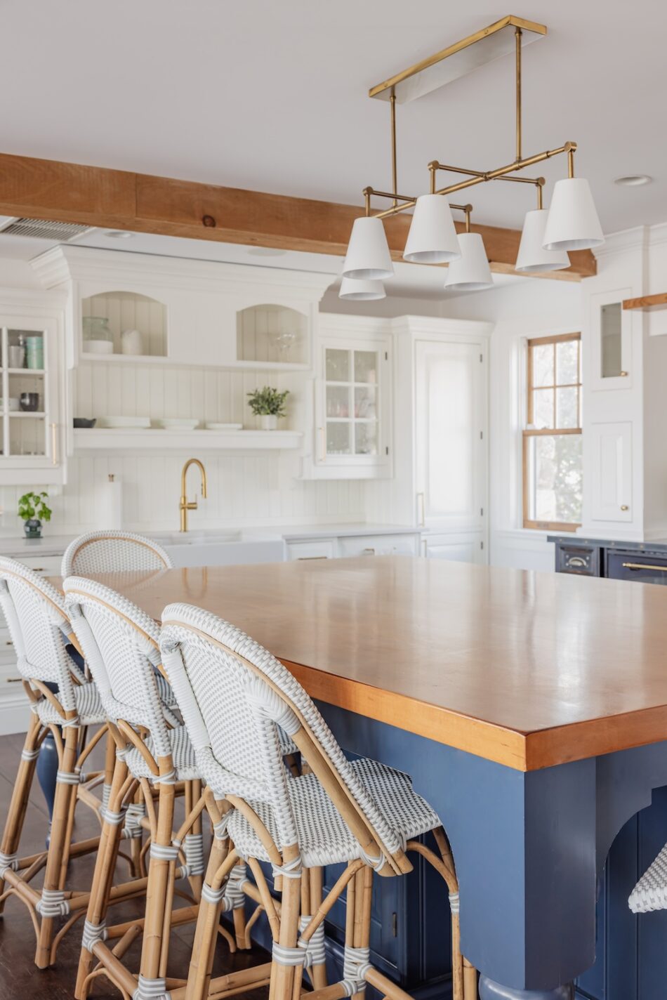 large-wood-slab-kitchen-island