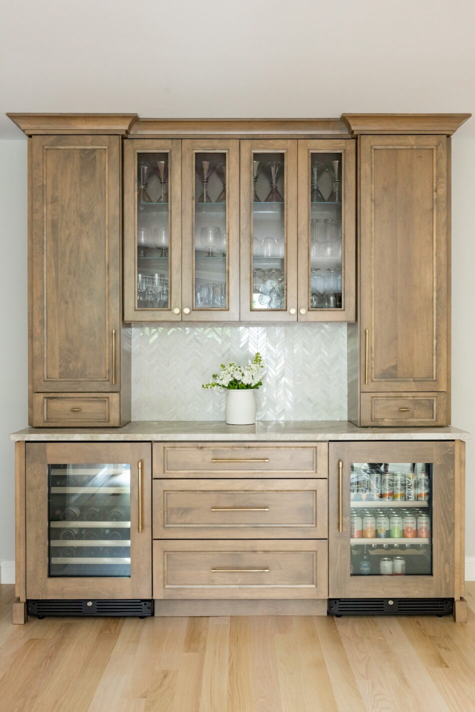 beck-haus-interior-design-glass-storage-wine-fridge